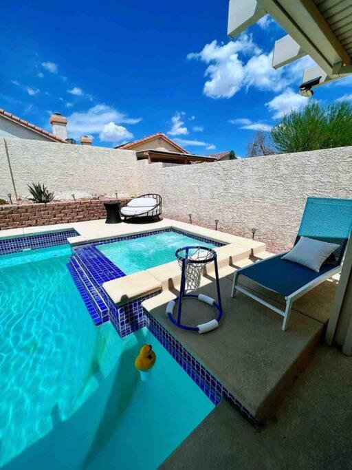 Amazing Heated Pool And Private Hot Tub 3Br In Heart Of Lv Villa Las Vegas Bagian luar foto