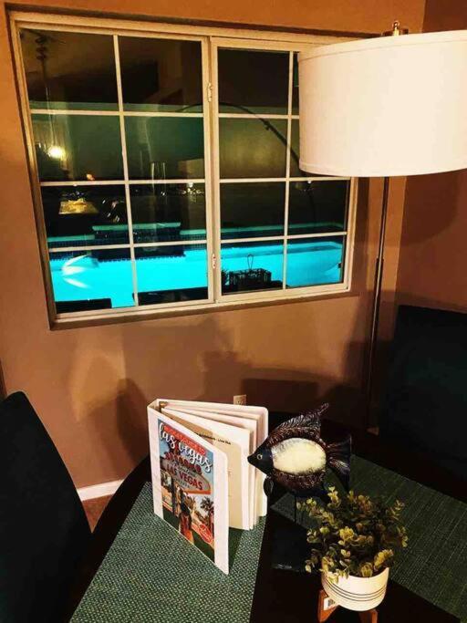 Amazing Heated Pool And Private Hot Tub 3Br In Heart Of Lv Villa Las Vegas Bagian luar foto